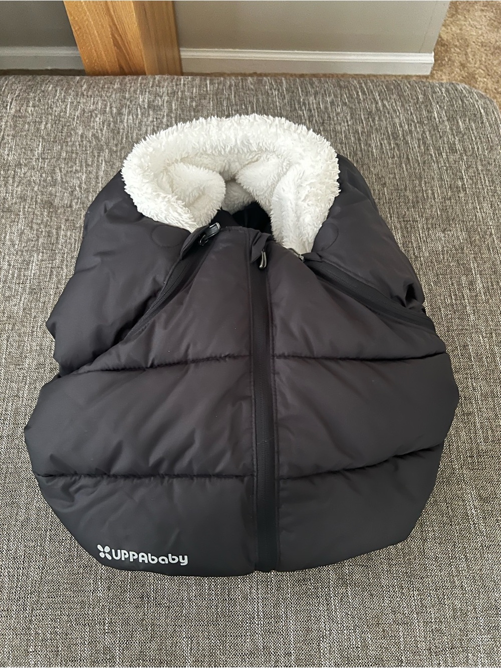 UPPAbaby CozyGanoosh Infant Car Seat Cover Black Aria Mesa